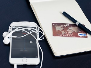 iphone and credit card