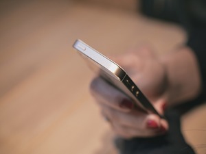 woman using iphone